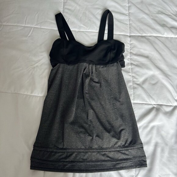 Lululemon Womens 6 Sports Bra Peplum Tank Top Built In Bra Black Gray Yoga - Picture 1 of 6